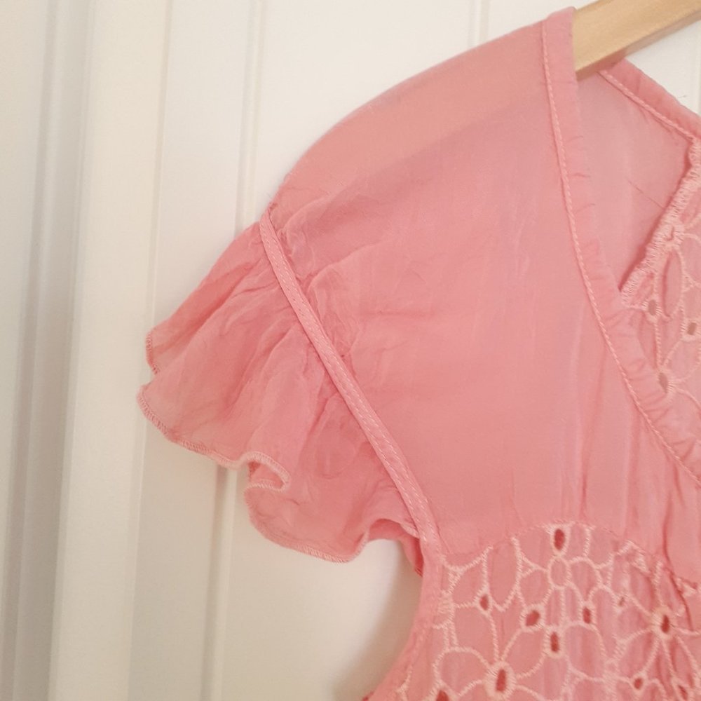 Johnny Was Short Sleeve Eyelet Rayon Top with Scoop Neck & Tie Pink Size XS - Picture 5 of 9